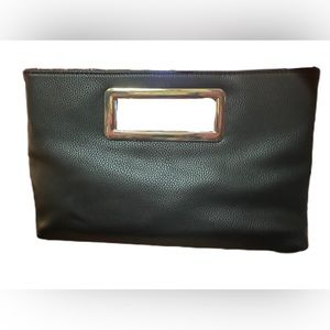 🌟Stunning black and gold clutch/shoulder bag.